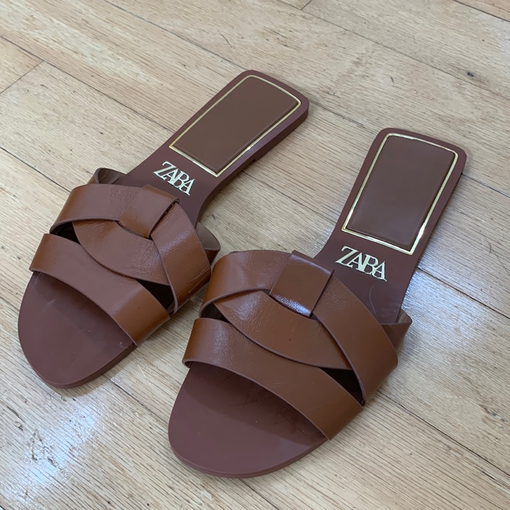Zara Flat crossed leather Sandals Sz 37 brown